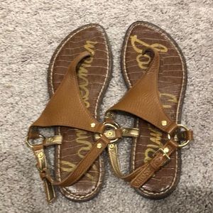 Sam Edelman women’s camel colored sandal size 7